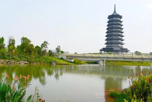 景甜打卡 廣西這座寶藏城市,吃喝玩樂(lè)絕對(duì)c位