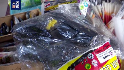 廣西南寧 文具店售賣 三無(wú) 仿真玩具槍 警方依法收繳